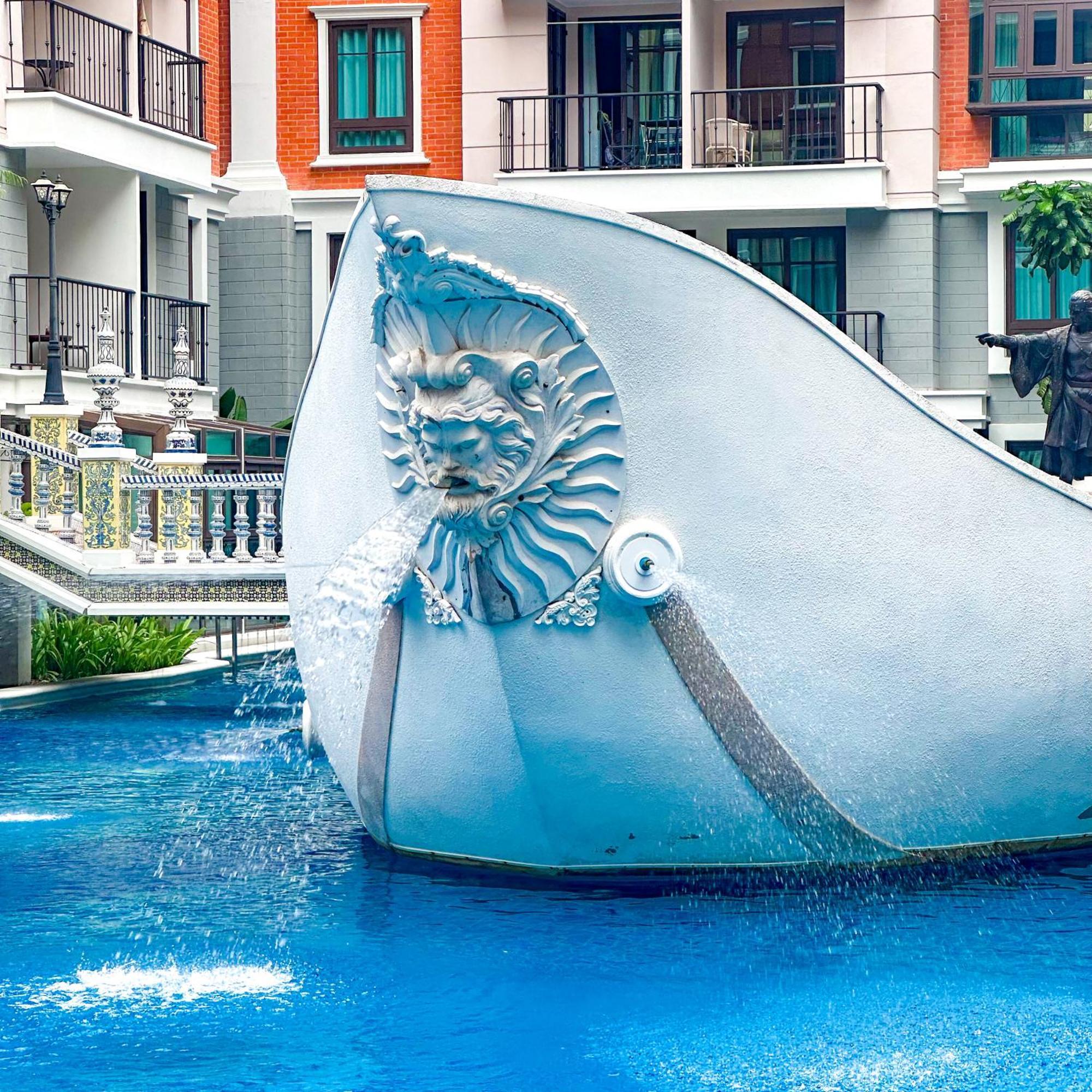 Espana Resort Jomtien Beach Pattaya Ngoại thất bức ảnh