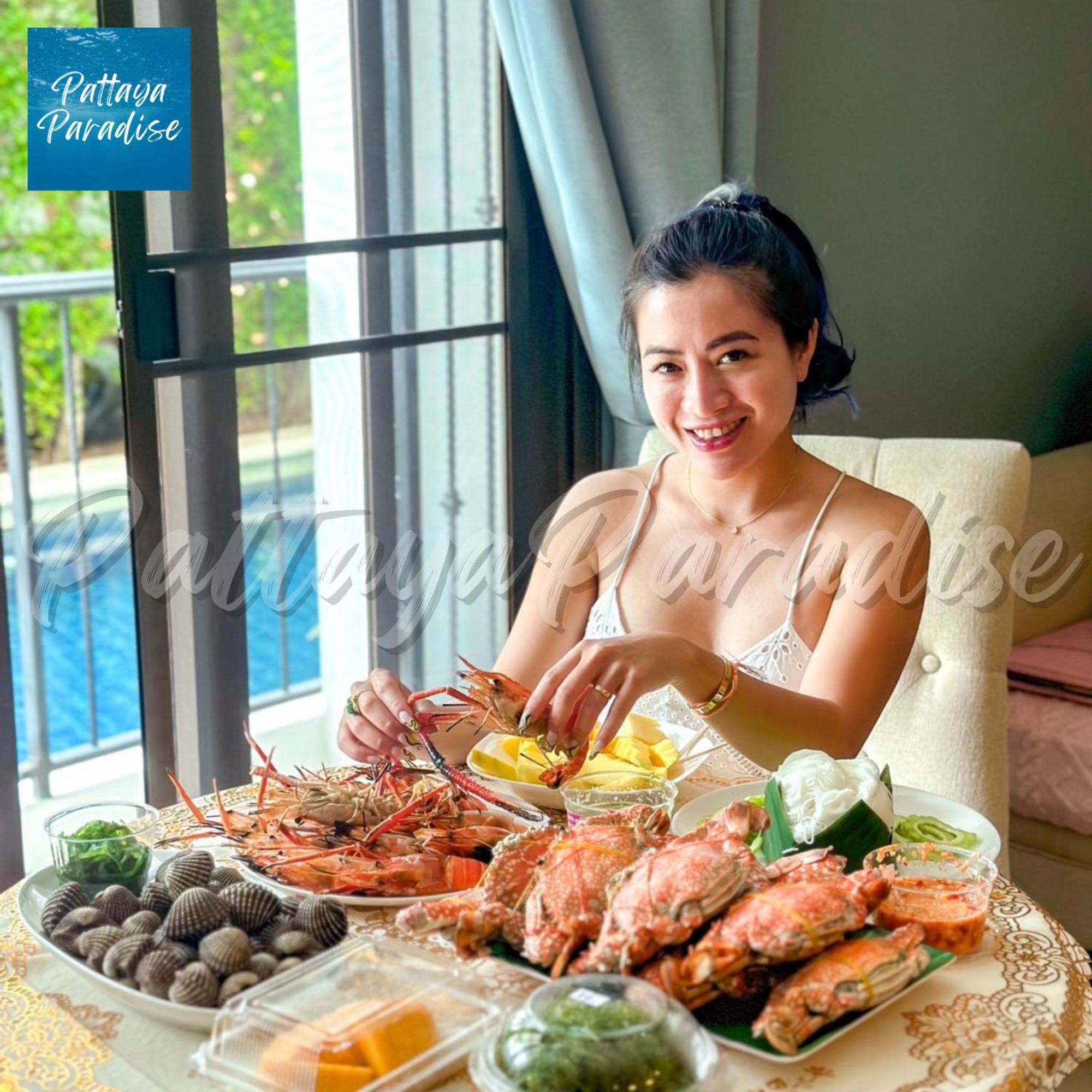 Espana Resort Jomtien Beach Pattaya Ngoại thất bức ảnh